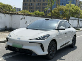 智己汽车 智己LS6 2023款 Max 超强性能版