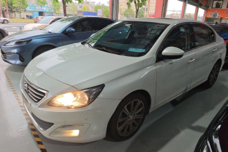标致408 2014款 1.8L 自动豪华版