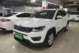 Jeep 指南者 2017款 200T 自动家享版