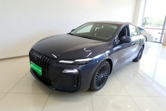 荣威M7 DMH 2026款 205km 尊享版