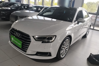 奥迪A3 2018款 30周年年型 Sportback 35 TFSI 风尚型