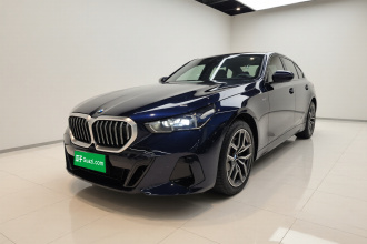 宝马5系(进口) 2024款 530i 领先型 M运动套装
