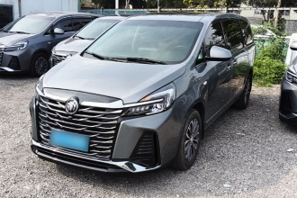 别克GL8 2022款 陆上公务舱 652T 豪华型