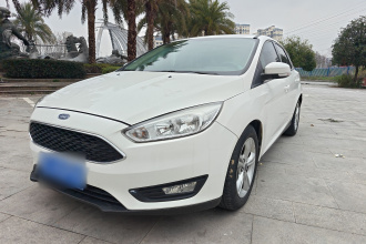 福特 福克斯 2015款 两厢 1.6L 自动舒适型