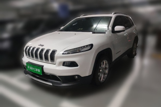 Jeep 自由光 2017款 2.0L 优越版