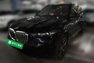 宝马X5 2023款 xDrive 30Li 尊享型M运动曜夜套装