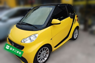 smart fortwo 2014款 1.0 MHD 硬顶新年特别版