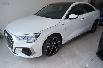 奥迪A3 2021款 A3L Limousine 35 TFSI 时尚运动型