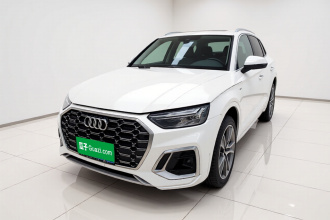 奥迪Q5L 2022款 45T 豪华动感型