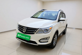 宝骏560 2015款 1.8L 手动豪华型