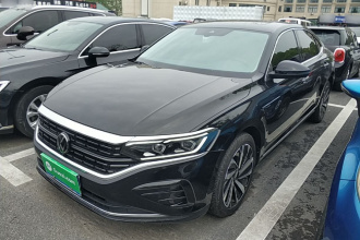 大众 帕萨特 2023款 改款 330TSI 豪华版