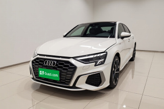 奥迪A3 2022款 A3L Limousine 35 TFSI 时尚运动型