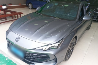 名爵 MG7 2025款 2.0T 405 AT奢享版