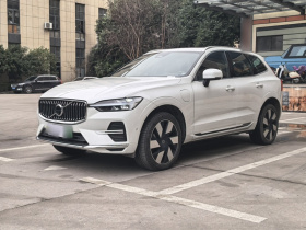 沃尔沃XC60新能源 2025款 插电式混动 长续航四驱智雅豪华版