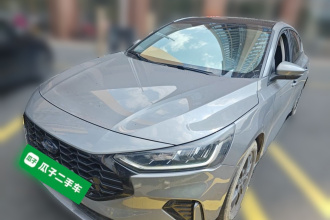 福特 福克斯 2022款 两厢 EcoBoost 180 自动竞速版
