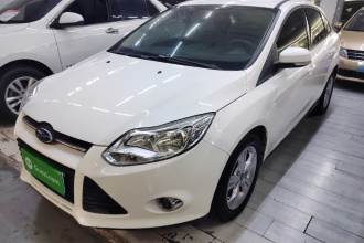 福特 福克斯 2012款 三厢 1.6L 自动风尚型