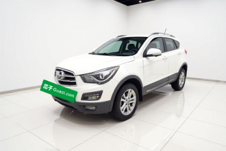 海马S5 2015款 1.6L 手动智能豪华型