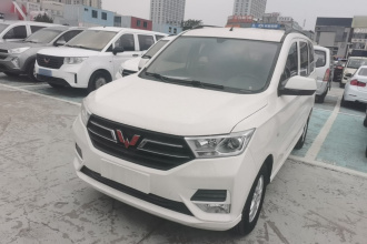 五菱汽车 五菱宏光 2021款 1.5L S标准型LAR
