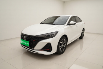 长安 逸动 2022款 PLUS 蓝鲸NE 1.4T GDI DCT尊贵版