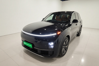 理想汽车 理想L8 2025款 Max 智能焕新版