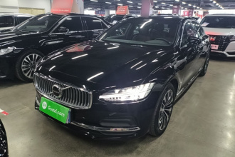 沃尔沃S90 2024款 B5 智逸豪华版