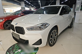 宝马X2 2021款 改款 sDrive25i 曜夜版