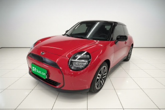 电动MINI COOPER 2025款 456km COOPER E 经典派