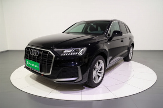 奥迪Q7 2021款 45 TFSI quattro S line运动型