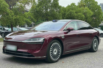 鸿蒙智行 享界S9 2026款 增程 Ultra 后驱 53kWh (192线激光雷达）
