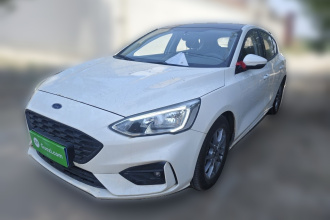 福特 福克斯 2020款 两厢 1.5L 自动锋跃型