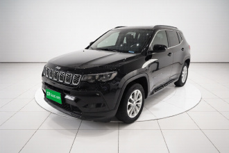 Jeep 指南者 2021款 220T 自动精英版