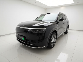 鸿蒙智行 问界M8 2025款 增程 Max+版 53.4kWh 6座版