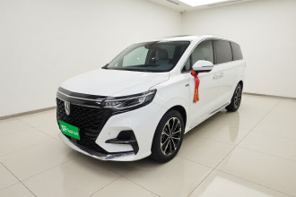 荣威iMAX8 2022款 400TGI 尊荣版