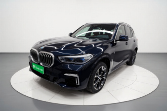 宝马X5 2022款 改款 xDrive 40Li 尊享型M运动套装