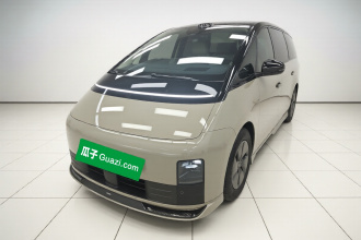 理想汽车 理想MEGA 2025款 Home 家庭特别版