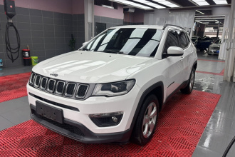 Jeep 指南者 2017款 200T 自动家享版