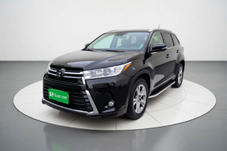 丰田 汉兰达 2021款 2.0T 四驱尊贵版 7座