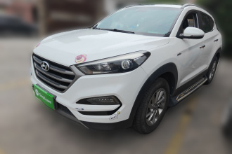 现代 途胜 2015款 1.6T 双离合两驱智能型