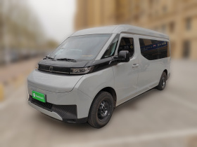 远程超级VAN 2025款 驭程行动派 中轴中顶68kWh智芯 7座