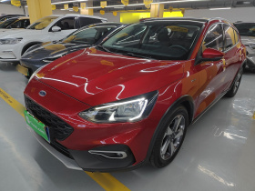 福特 福克斯Active 2020款 EcoBoost 180 自动劲潮型