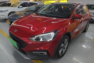 福特 福克斯Active 2020款 EcoBoost 180 自动劲潮型