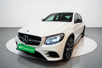奔驰GLC轿跑 2019款 GLC 260 4MATIC 轿跑SUV