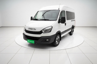 依维柯欧胜 2021款 2.0T 手动超瑞长轴短悬高顶侧拉门F1A