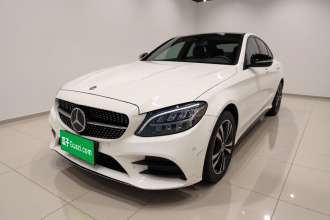 奔驰C级 2019款 C 260 运动版