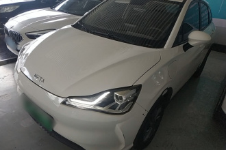 哪吒汽车 哪吒V 2022款 潮 300 Lite 磷酸铁锂