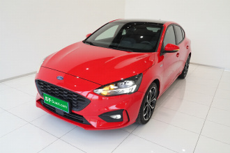 福特 福克斯 2020款 两厢 EcoBoost 180 自动ST Line