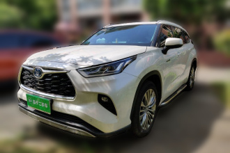 丰田 汉兰达 2023款 2.5L智能电混双擎四驱至尊版 7座