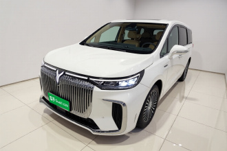 岚图汽车 岚图梦想家 2025款 PHEV 四驱尊贵鲲鹏版