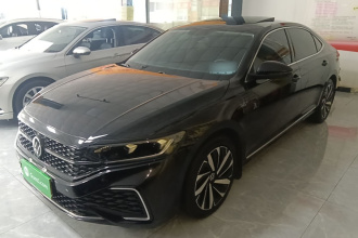 大众 帕萨特 2022款 330TSI 星空精英版