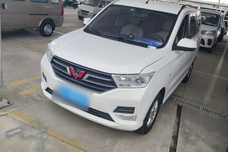 五菱汽车 五菱宏光 2021款 改款1.5L S舒适型 电动助力LAR